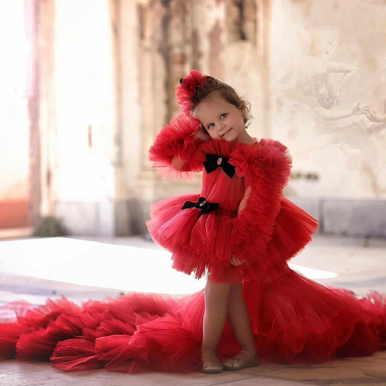 

Red Puff Tutu Tulle Red Child Kid Dress To Event High Low Little Girl Dress Detachable Train Duaghter Birthday Party Dresses