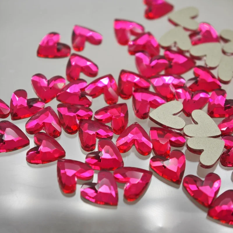 100/500pcs 6mm V-Heart Shape Boutique Flat bottom nail art rhinestones Glass crystal 3D nail decoration wholesale