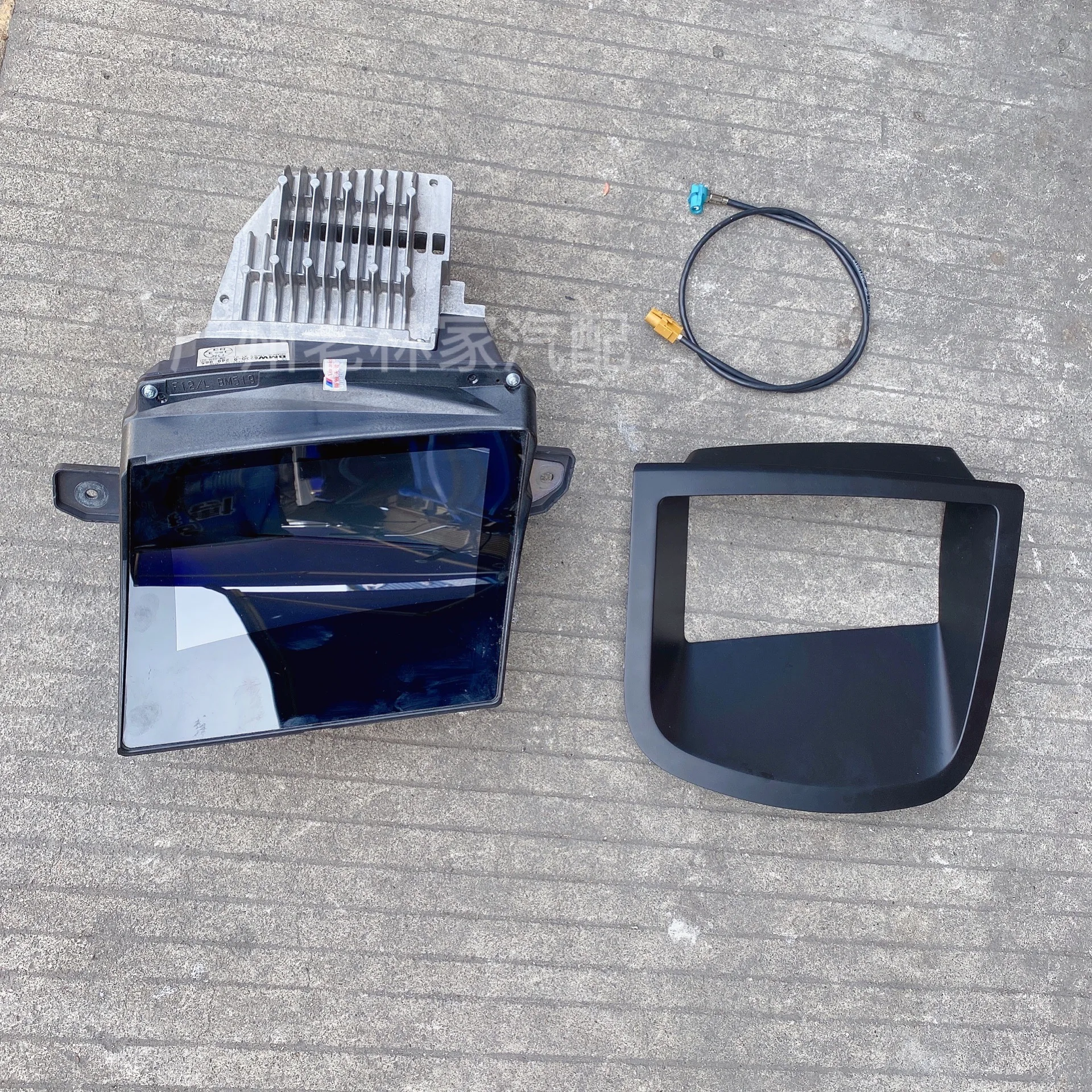 

Suitable for BMW 5 Series F18 upgraded HUD head up display 520i525LI530gt7 Series F02 head up system