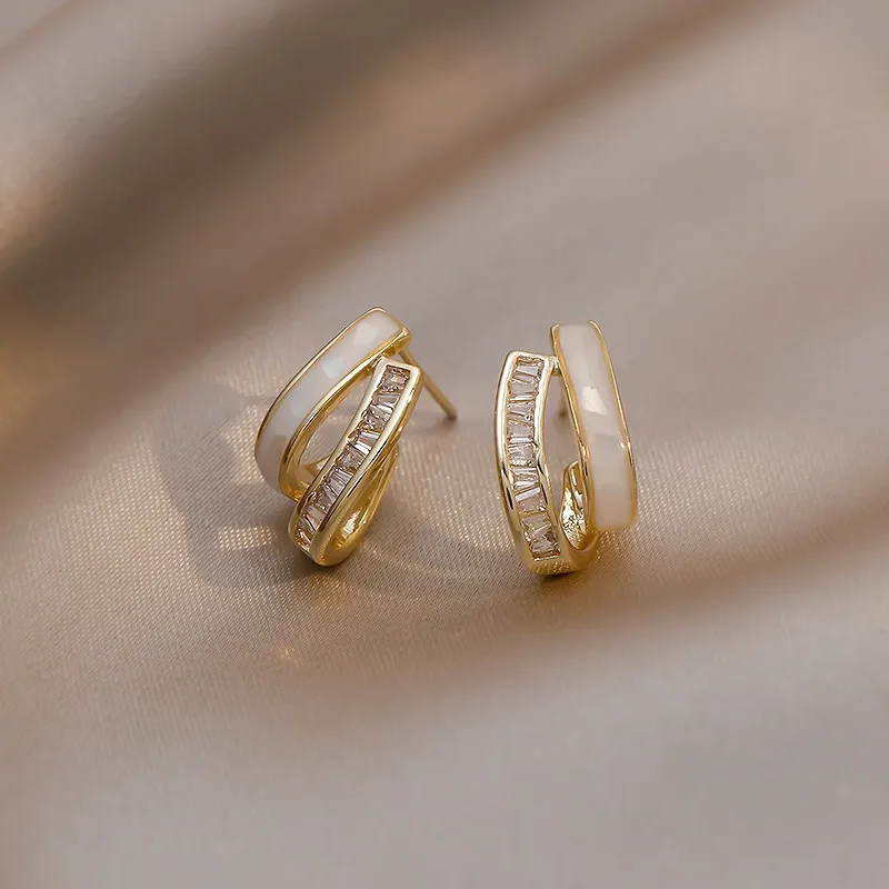 

New trendy personalized pure silver needle high-end irregular fashionable multi-purpose earrings MED-15