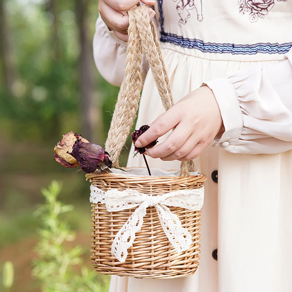 

Woven Storage With Handle Unique Design Lightweight Decorative Flower Basket For Wedding Home Garden Portable Rattan