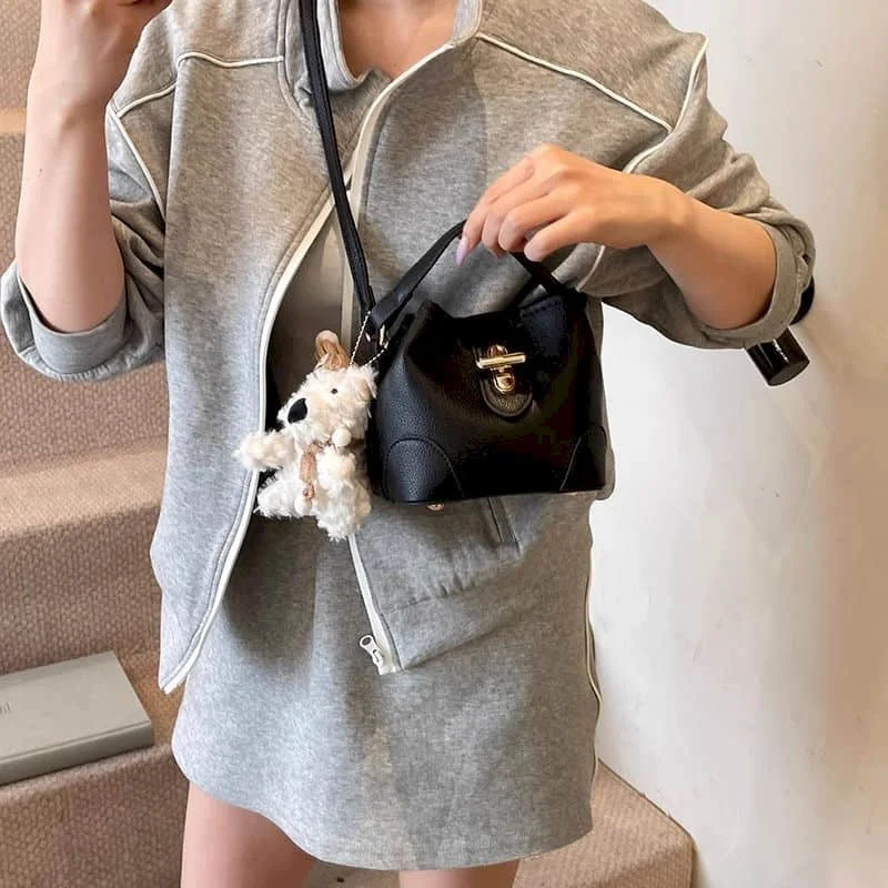 

Leather Crossbody Bags for Women Solid Korean Style Versatile Handbags Fashion Luxury Office Lady Female High Quality Bucket Bag
