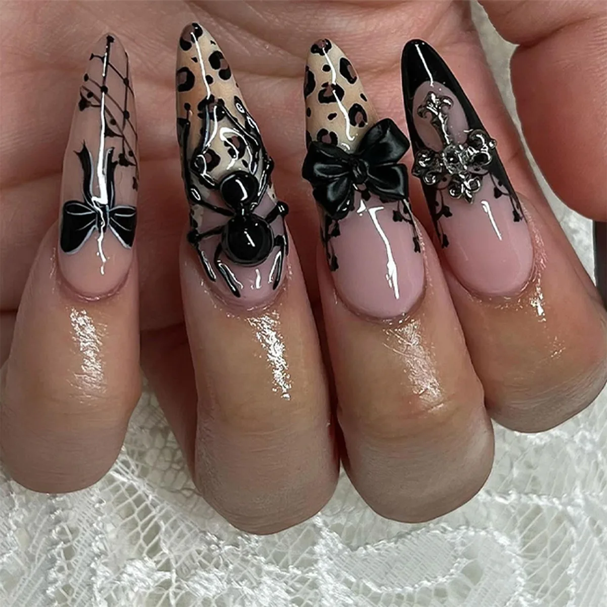 24pcs Gothic Spice Girls Press on Nails Y2k Black Spider Bow Design French False Nails European Leopard print Fake Nail Tips