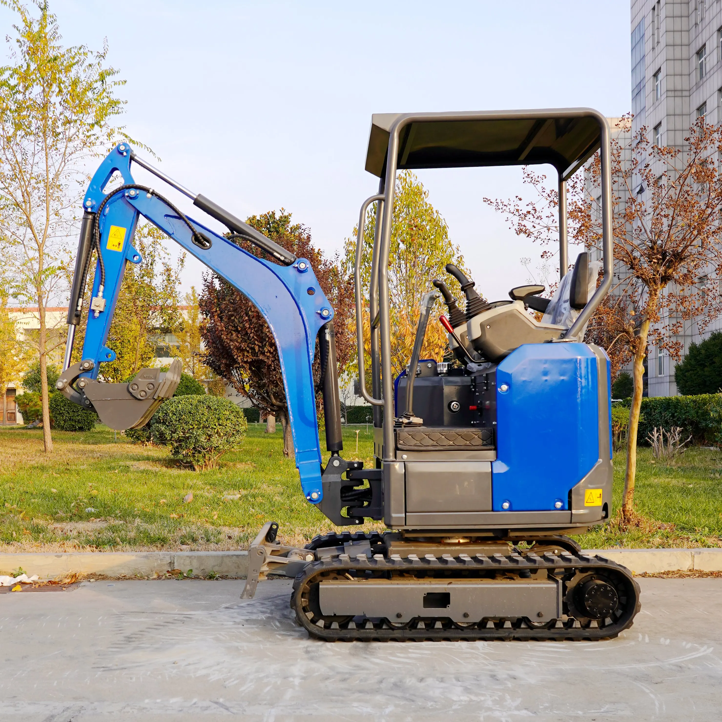 Free Shipping Mini Excavator 1.8 Ton Multi-function  Kubota Engine Digger Small Crawler Farm Excavators 2 Ton Home Customized