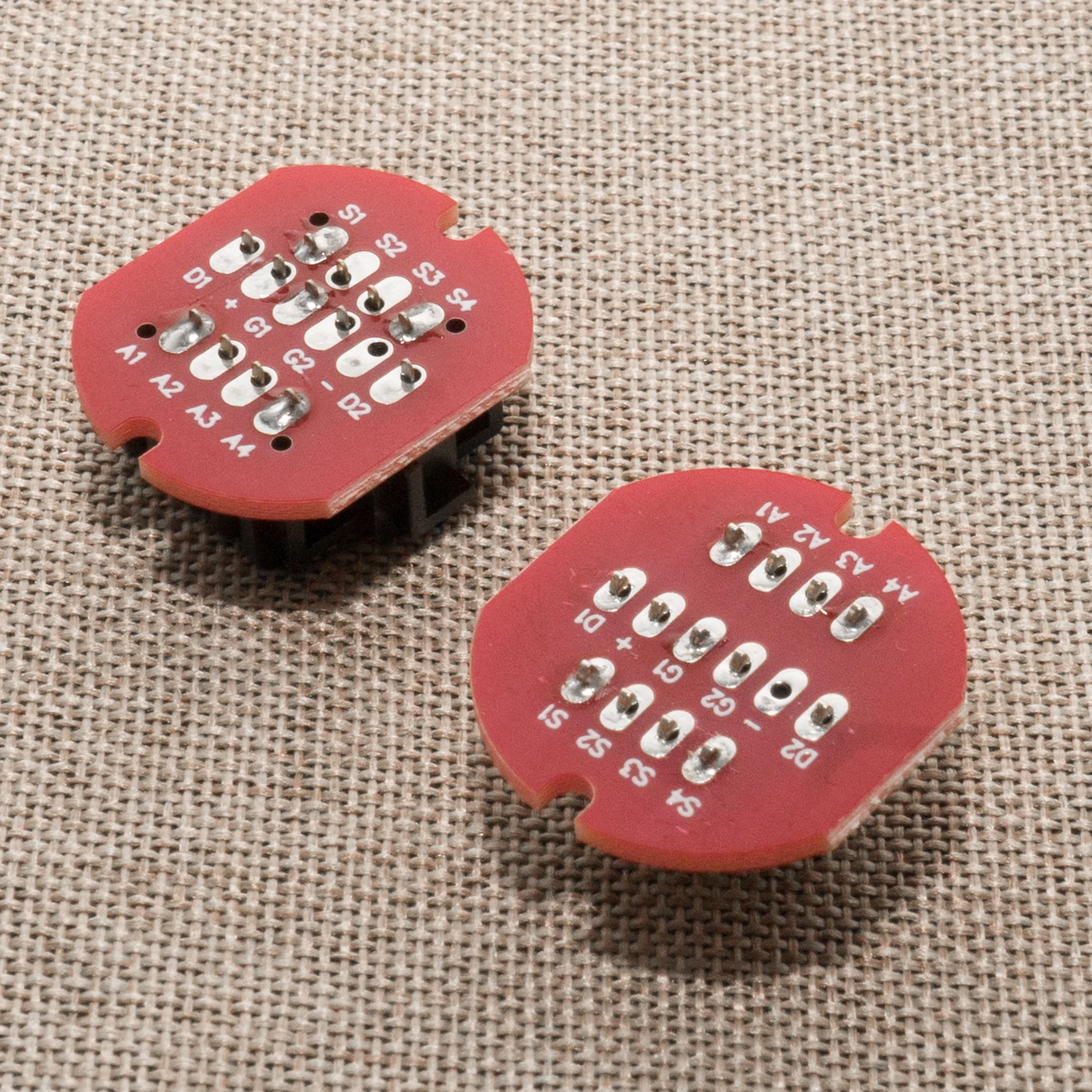 موصل 13 دبوس متوافق مع الهيكل العالمي 89 سابلرز يمكن استخدام 18 AWG على هيكل دبابيس الطاقة DIY Neopixel