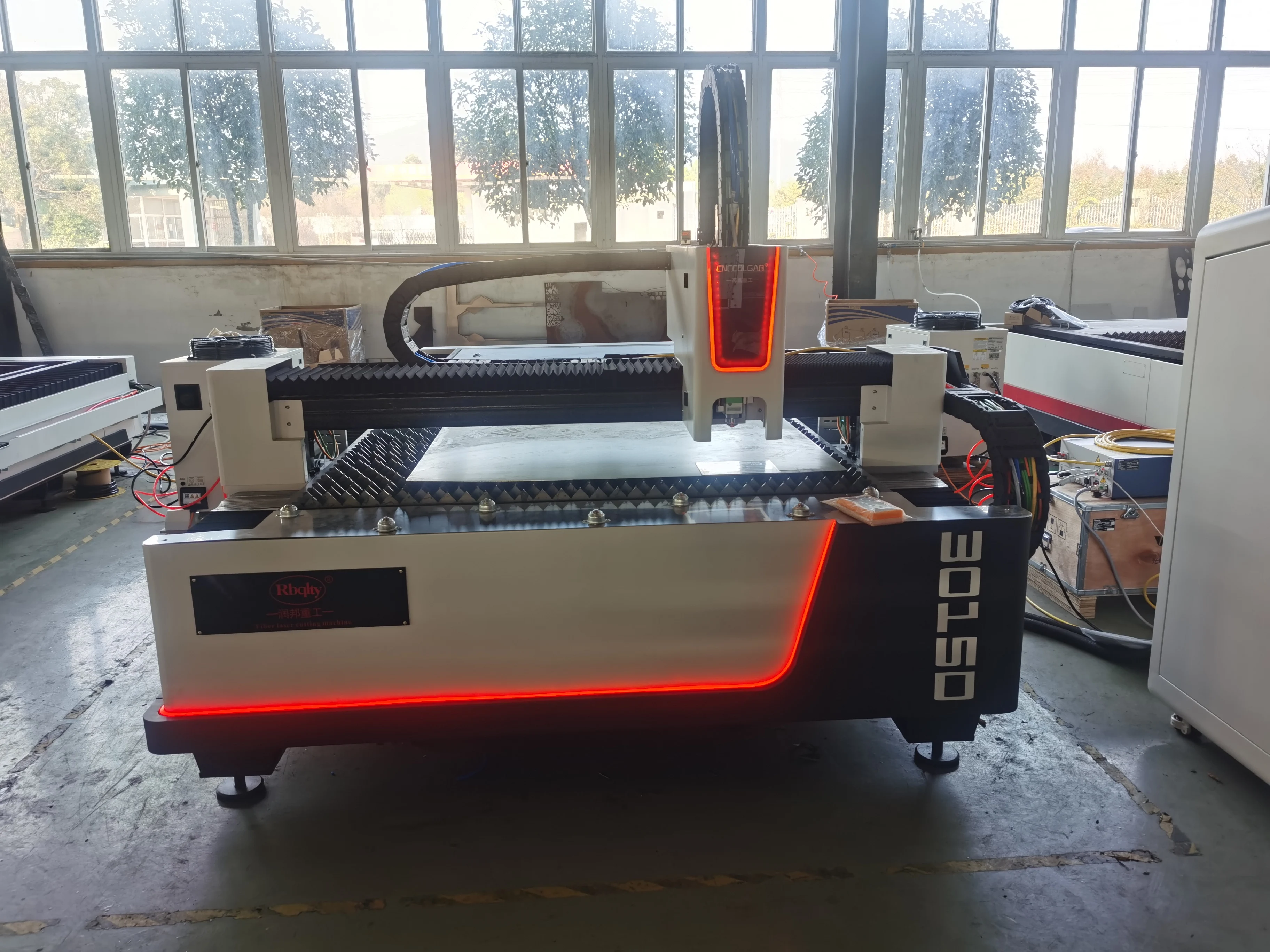 High Accuracy CNC Colgar Precise Laser Cutting Machine Sheet Metal Fiber Laser Cutting Machine