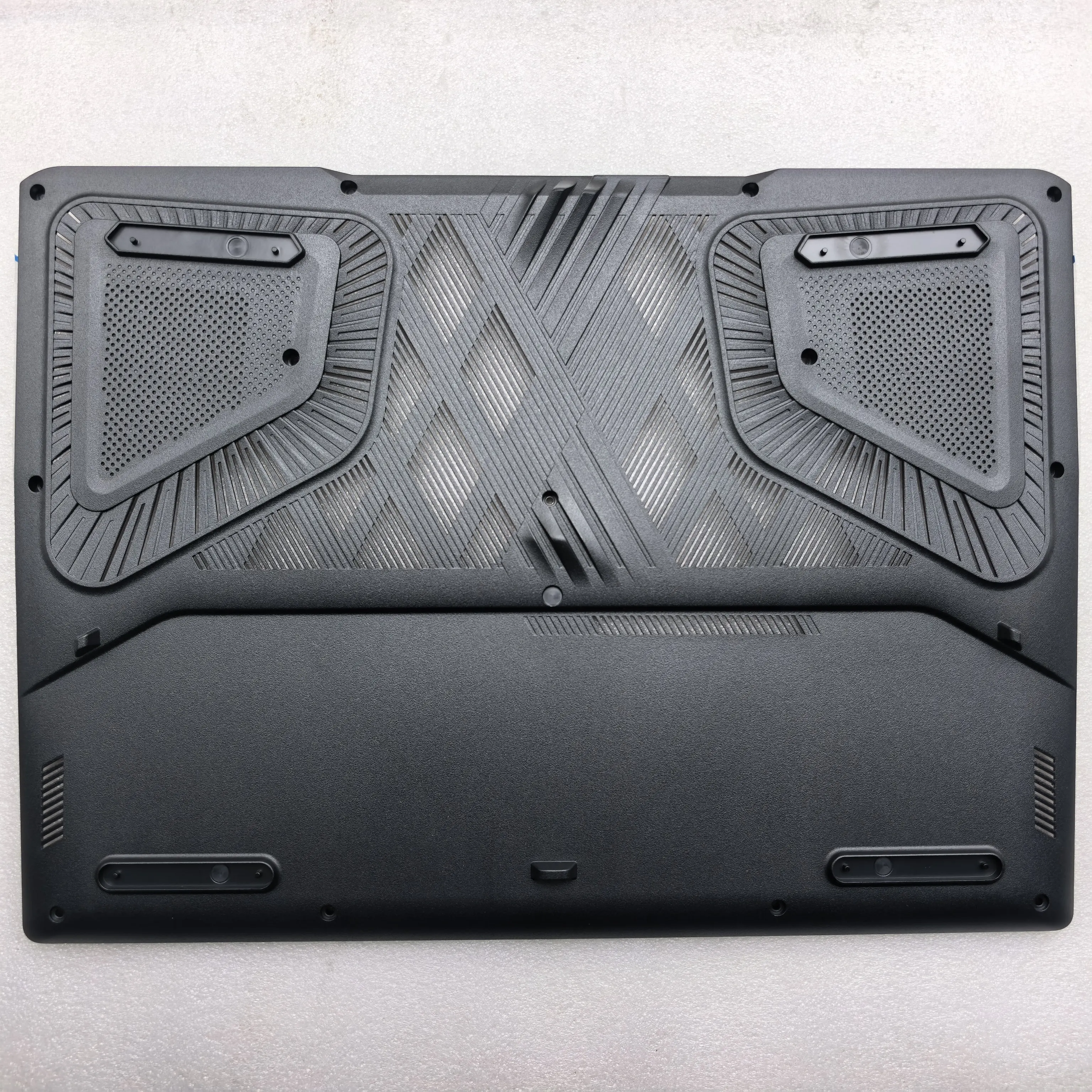 New laptop bottom case cover  for MSI   Sword17  MS-17T2  MS-17T3   MS-17T4