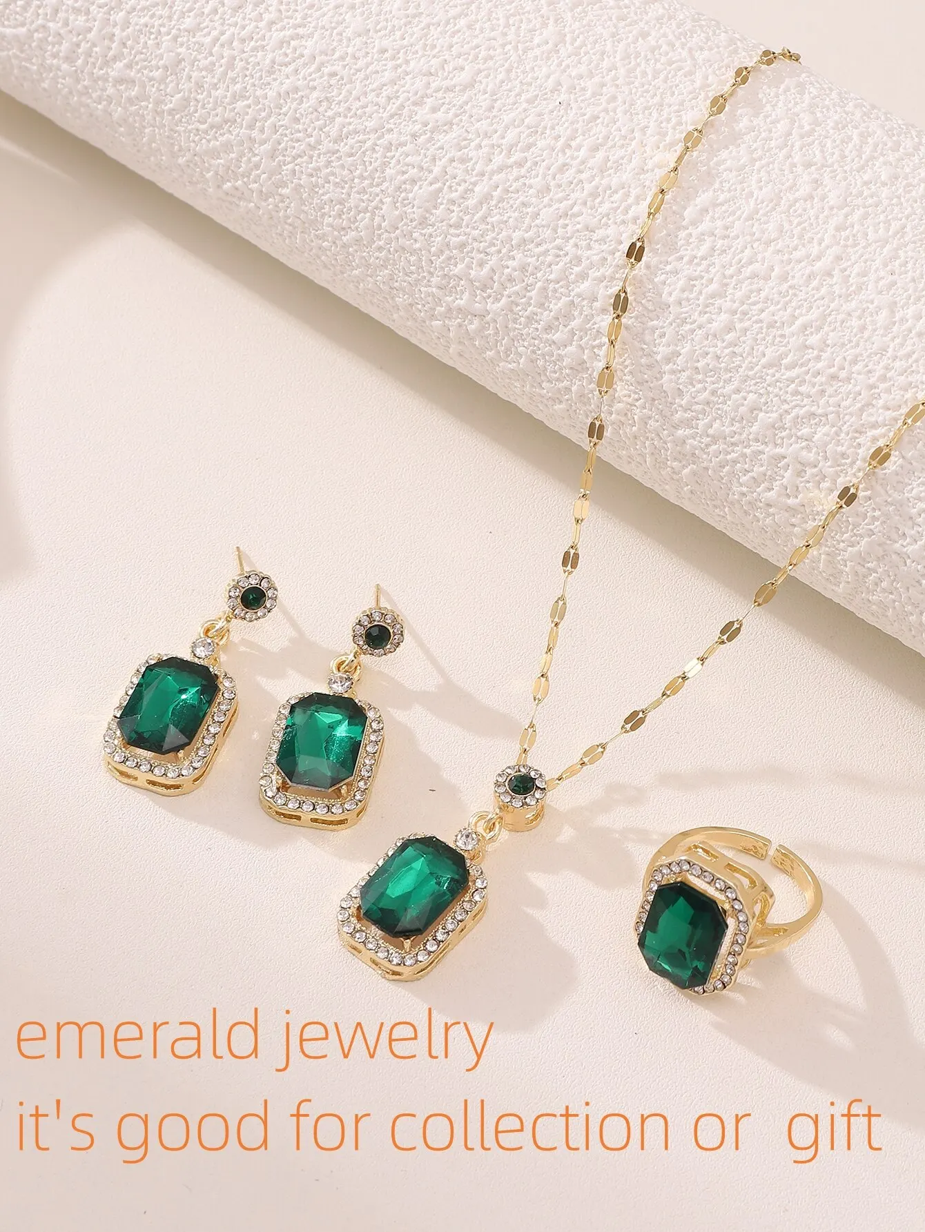 Emerald Crystal Titanium Steel Pendant Female Summer Minority Design Sense Clavicle Chain Light Luxury Necklace Ring Earring Set