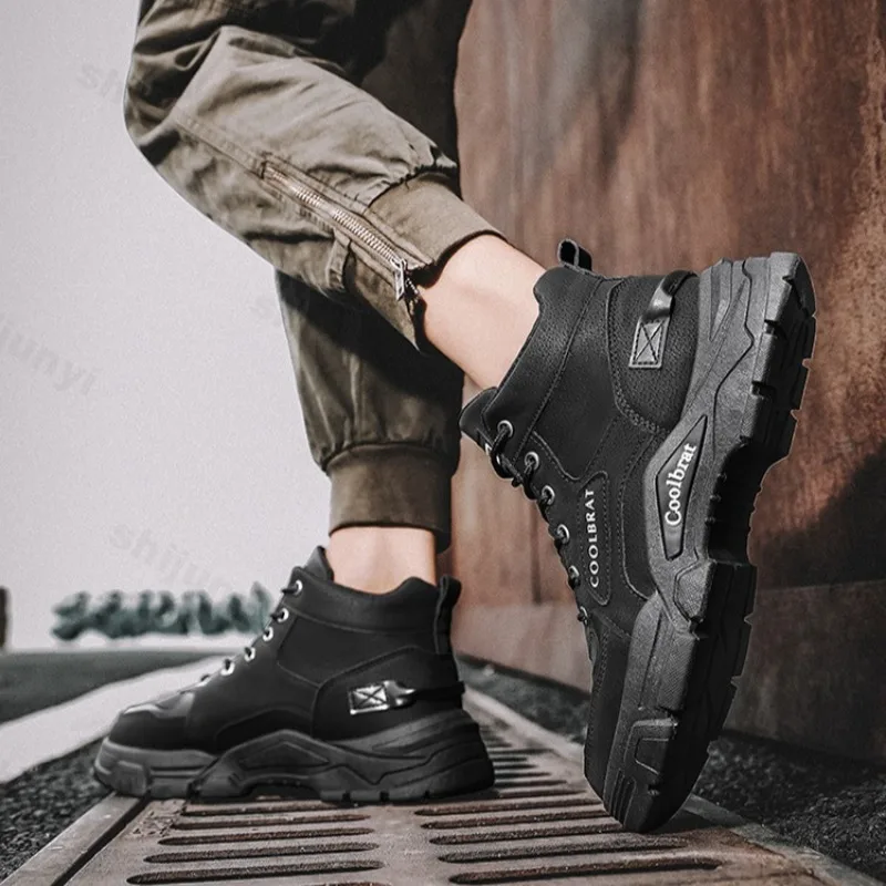 2025 Autumn Men's High Top Fashion Trend Thick Soled Casual Boots Comfortable Versatile Non Slip Solid Color Chunky Ankle Shoes