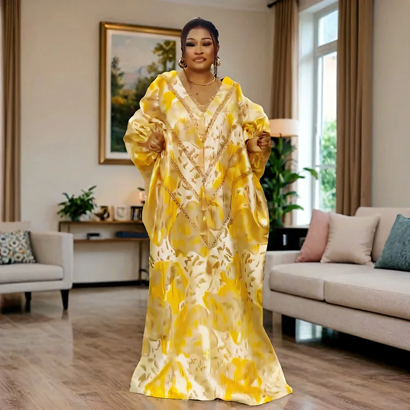 Vestido estampado plus size estilo étnico africano. Vestido com mangas morcego e decote em V grande para mulheres da Arábia Saudita e Dubai