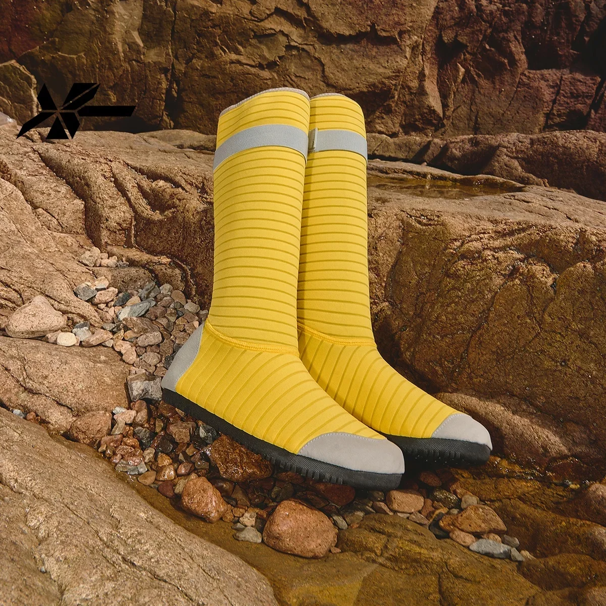 メンズ ハイチューブ ビーチシューズ ダイビングシューズ シュノーケリングシューズ 滑り止め 水泳シューズ 耐久性のある伸縮性のある速乾性 快適で通気性のある