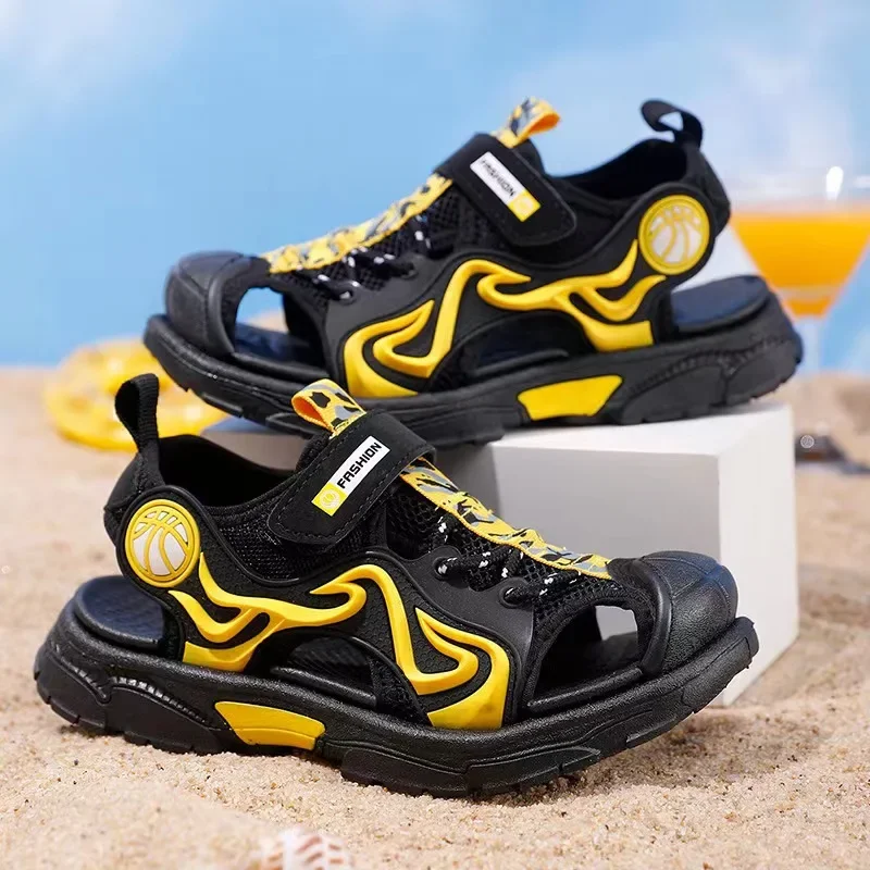 Children's Shoes Boys Sandals 2024 Summer New Boys' Middle and Large Children's Beach Shoes Breathable Soft Bottom Toe Sandals