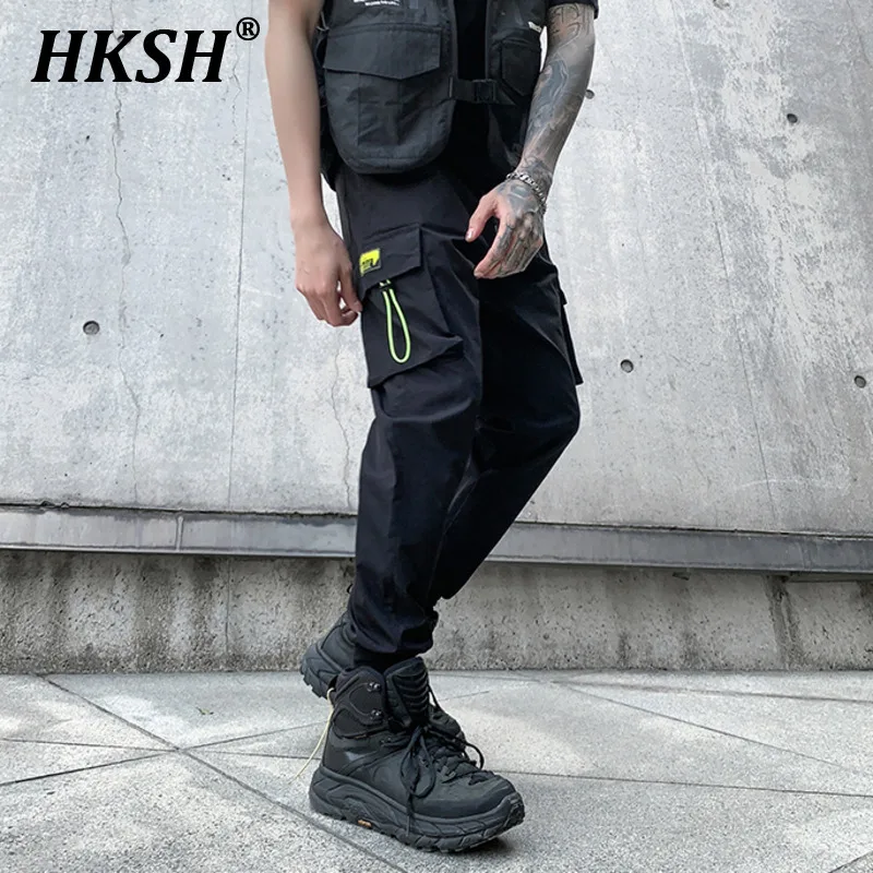 

HKSH Spring Summer New Pencil Pants Men's Dark Tactical Safari Style Pockets High Street Trousers Trend Techwear Overalls HK0690