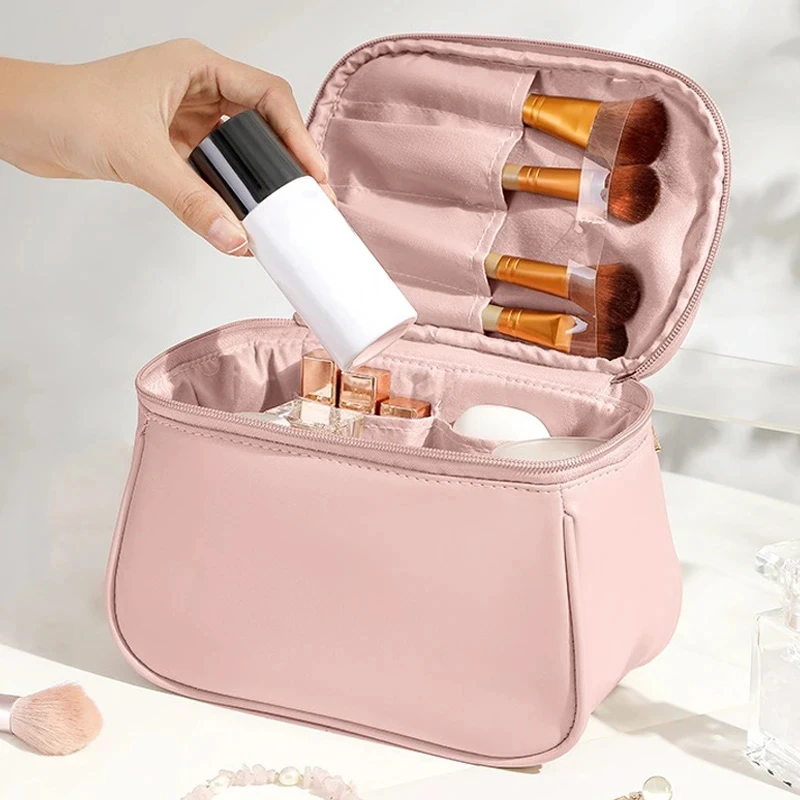 Large Travel Cosmetic Bag for Women Leather Makeup Organizer Female Toiletry Kit Brush Bags Case Storage Pouch Luxury PU Handbag