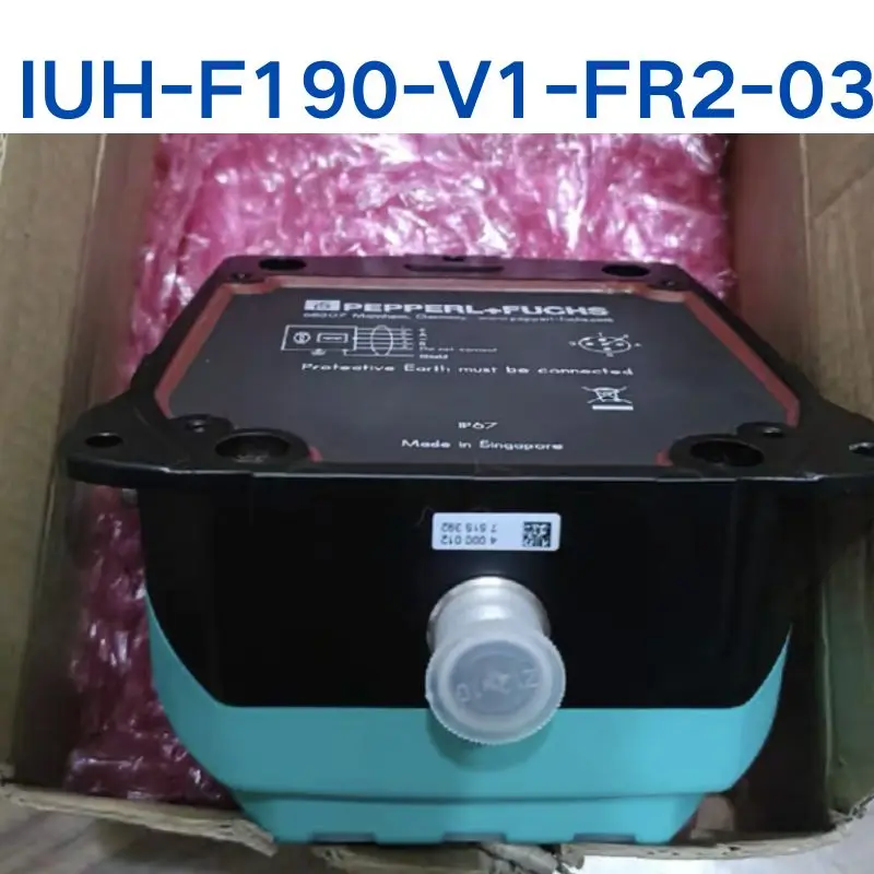 New IUH-F190-V1-FR2-03 Ultra high frequency reading and writing head  for quick delivery