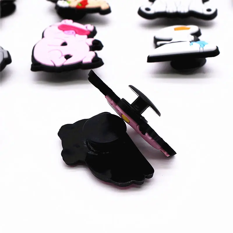 1pcs Funny Animals Shoe Charms Cartoon Winnie Pooh Shoes Button Badge Cute Pig Dog Duck Bear Snake Shape PVC Shoes Accessories