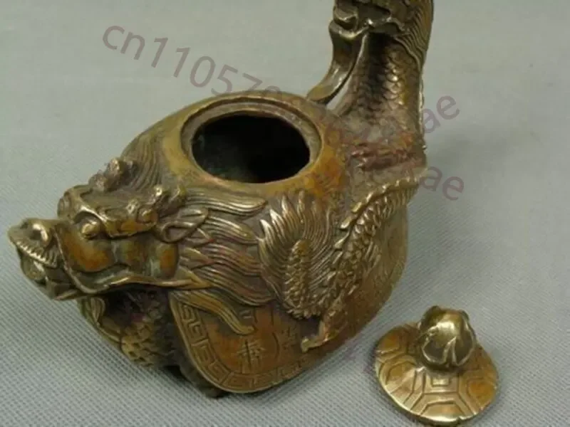 CHINESE OLD COPPER HANDWORK DRAGON TEA POTItems worth collecting
