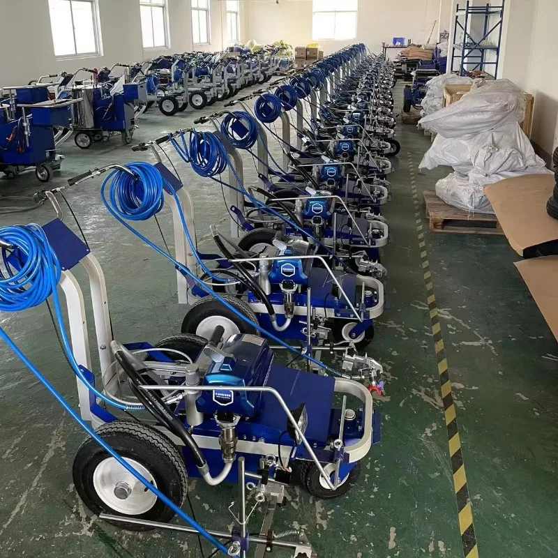 

High Efficiency Diaphragm Pump Cold Spray Road Marking Machine With 4.2L/min Flow And 10-20MPa Pressure