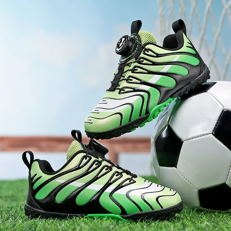 

New Men Soccer Shoes Professional Society Cleats Football Shoes TF Original Football Field Boots Indoor Fast Sneakers Match