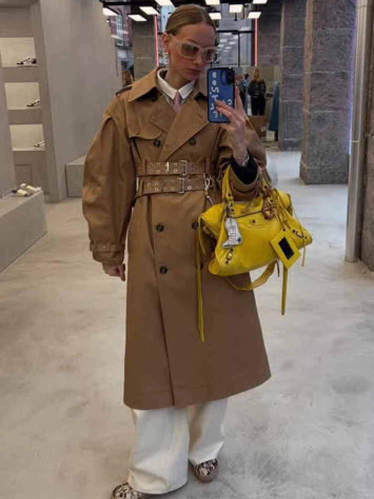 NEW2026 Herfst Nieuwe Collectie Damesmode Kaki Trenchcoat Double-Breasted Lantaarn Mouw Double-Breasted Taille Riem lange Jack