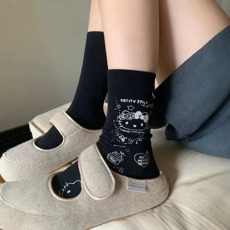Sanrio Hello Kitty Mid-calf Socks Cartoon One Size Fits All Mid Length Socks Cute Girl Long Socks Comfortable Running Sock Gift