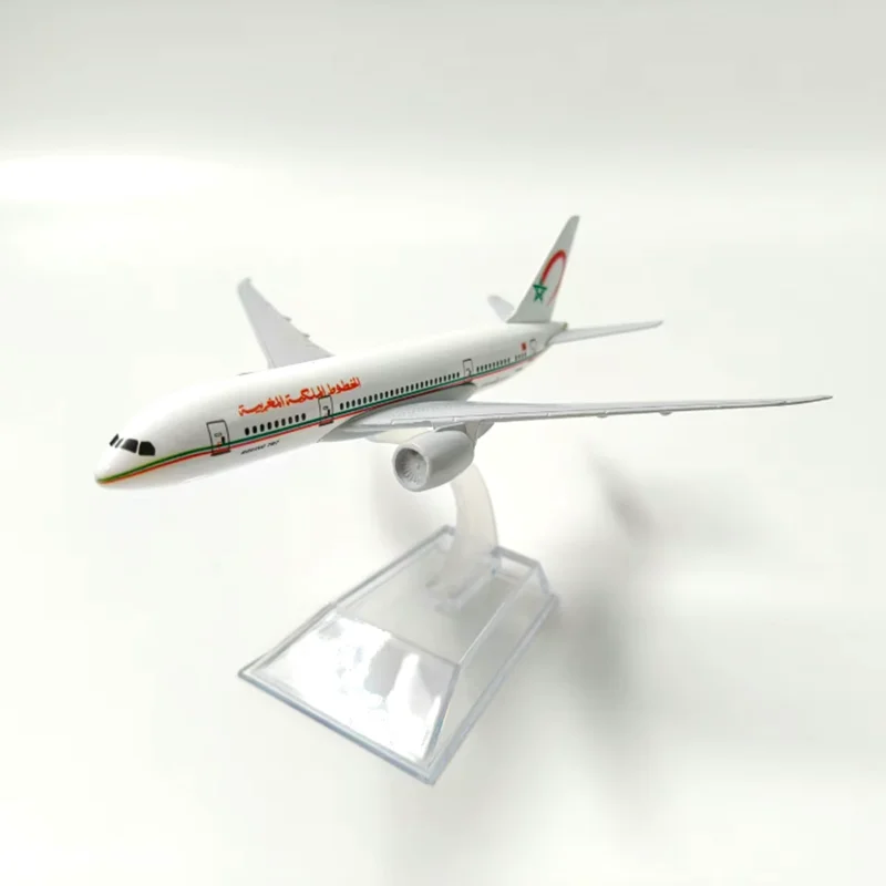 

Литой под давлением масштаб 1:400 Royal air B787 CN-RGB сплав самолет модель пассажирского самолета статическая коллекция украшенные праздничные подарки игрушки