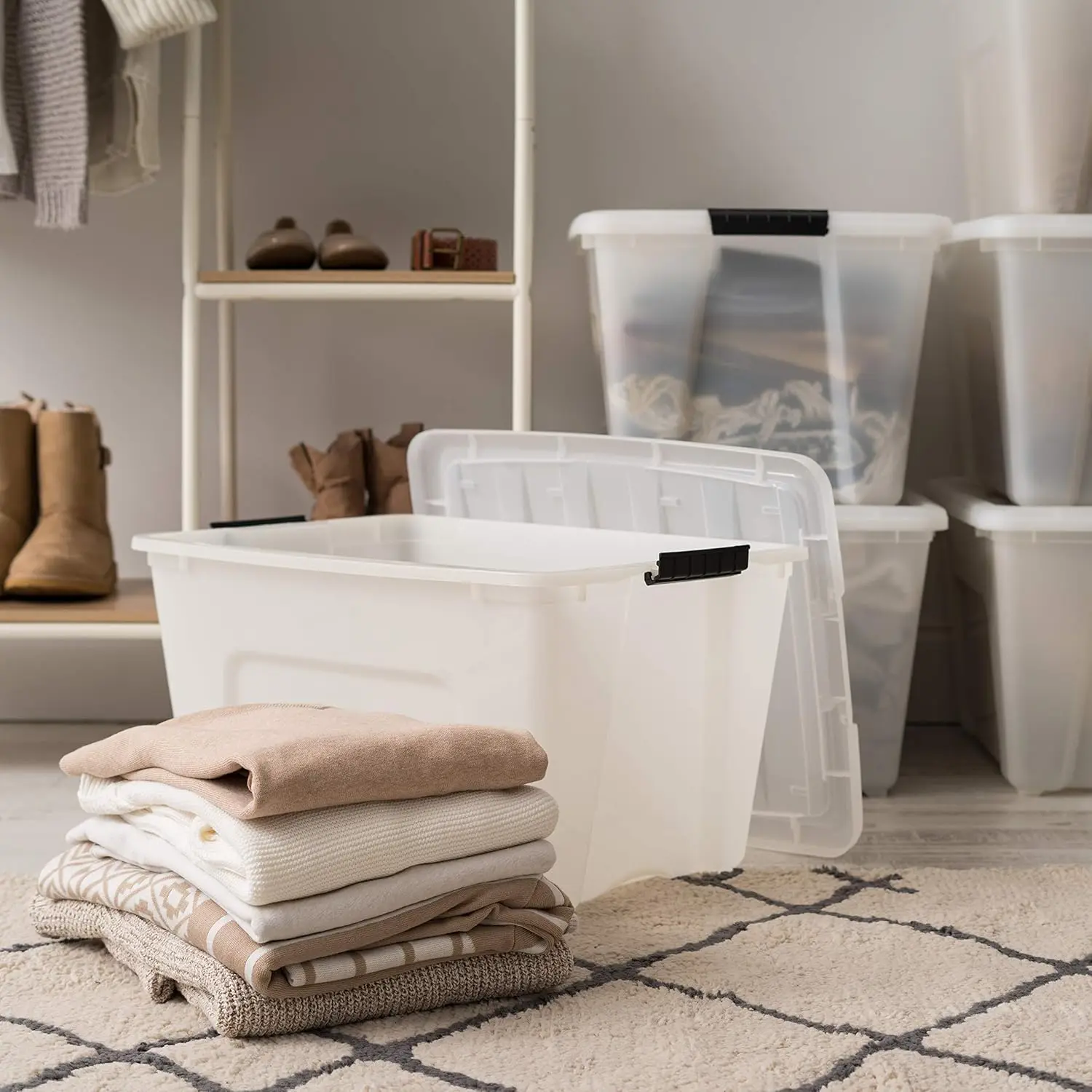 Stapelbare Kunststoff-Aufbewahrungsbehälter mit Deckel, Riegeln, langlebigen Nesting-Behältern, sicherer Zuggriff – Perle