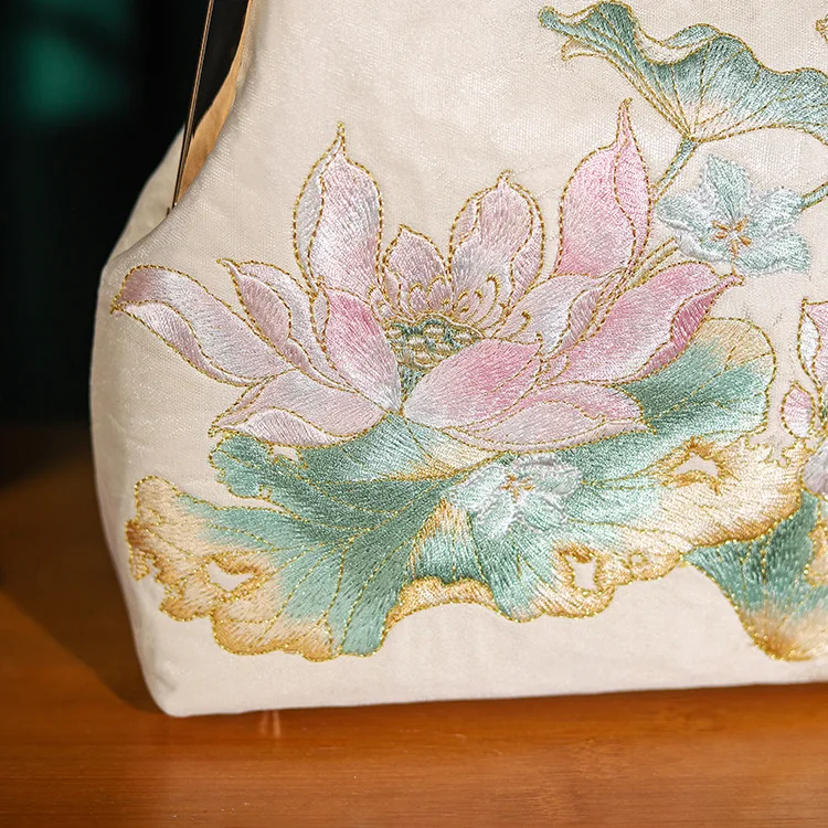 Vintage Floral Embroidery Medium Size Kisslock Handbag Retro Chic Chinese Traditional Evening Prom Mobile Phone Sling Side Bag