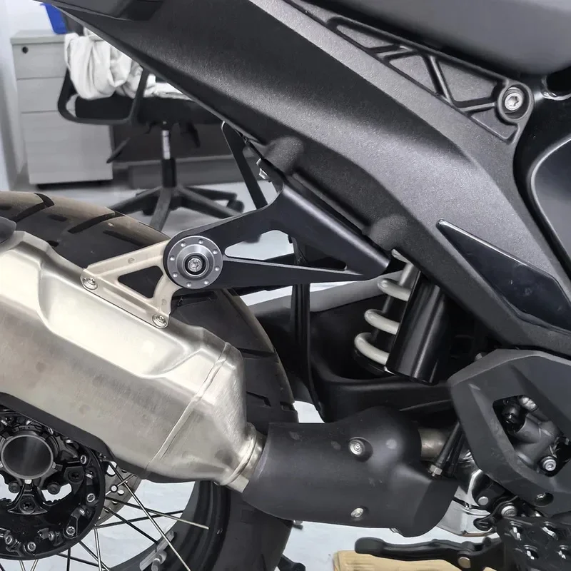 Для BMW R1300GS R 1300 GS R 1300GS 2023 2024 2025 педали мотоцикла вихлопная вешалка кронштейн задняя подставка для ног заглушки