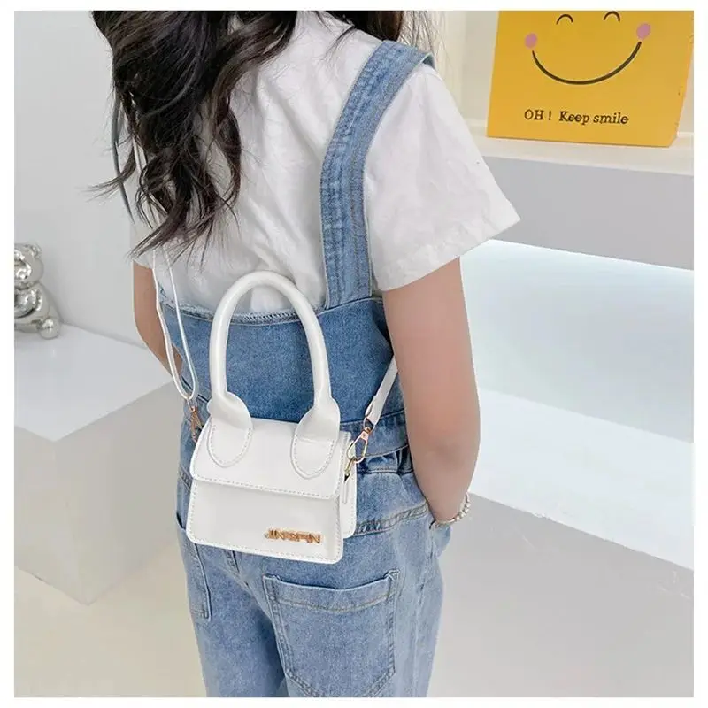 Super beliebte kleine Tasche für Damen – Frühjahr/Sommer 2026 – Neue trendige koreanische Umhängetasche für Kinder und Erwachsene – Schultertasche – Detail 3