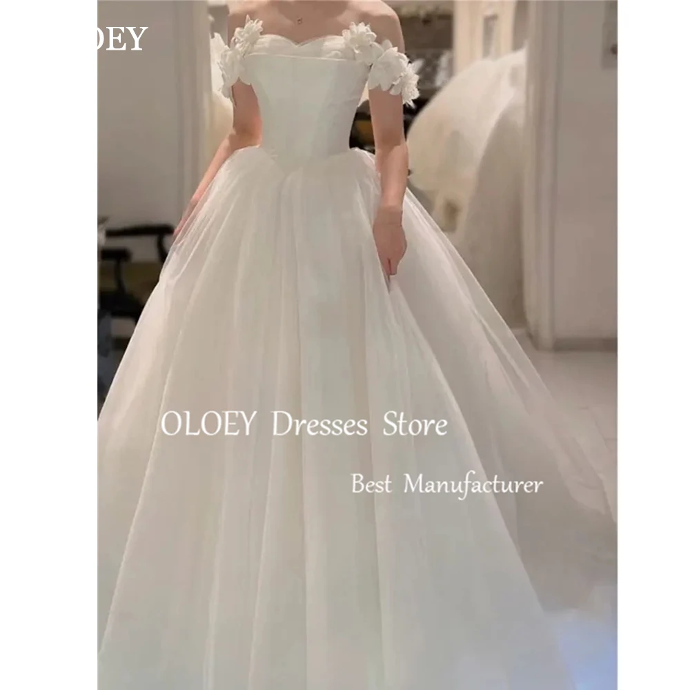 OLOEY Off Shoulder Ivory Tulle A Line Wedding Dress Floor Length Bridal Gown 3D flowers Customized Elegant Vestidos Novias Boda