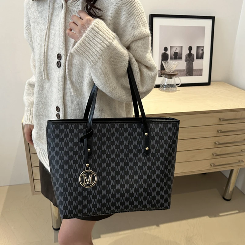 

Модная сумка через плечо с буквенным принтом, универсальная сумка большой вместимости, высококачественный простой стиль, клатч, трендовая сумка в стиле ретро, пригородная большая сумка