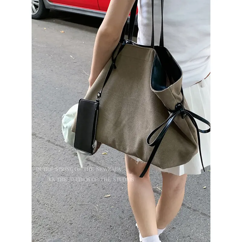 

Retro Large Capacity Canvas Tote Bags for Women 2025 New Fashion Casual Single Shoulder Hand-held Commuting Bag