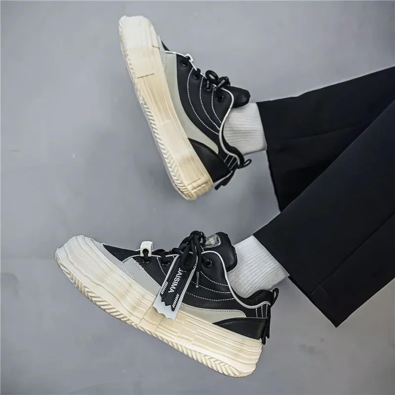 New High-quality Flat, Low-top, Round-toe Color-blocking, Comfortable and Anti-slip Casual Sports Vulcanized Board Shoes
