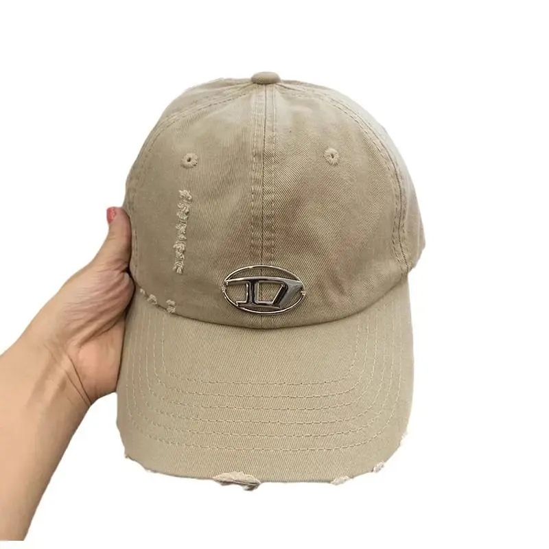 Outdoor Sports Cap New Metal D Casual Baseball Cap Female Students Washed to Do Old Holes In The Tide Cap