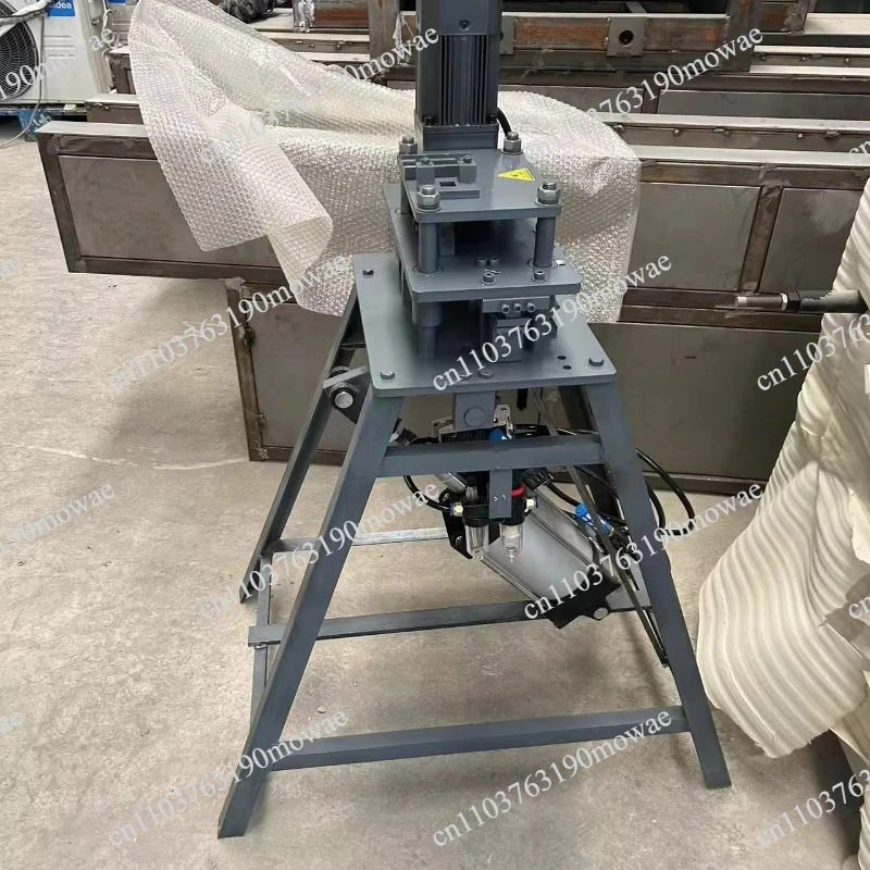 Aluminum punching machine Aluminum window door pneumatic punching hinge making machine