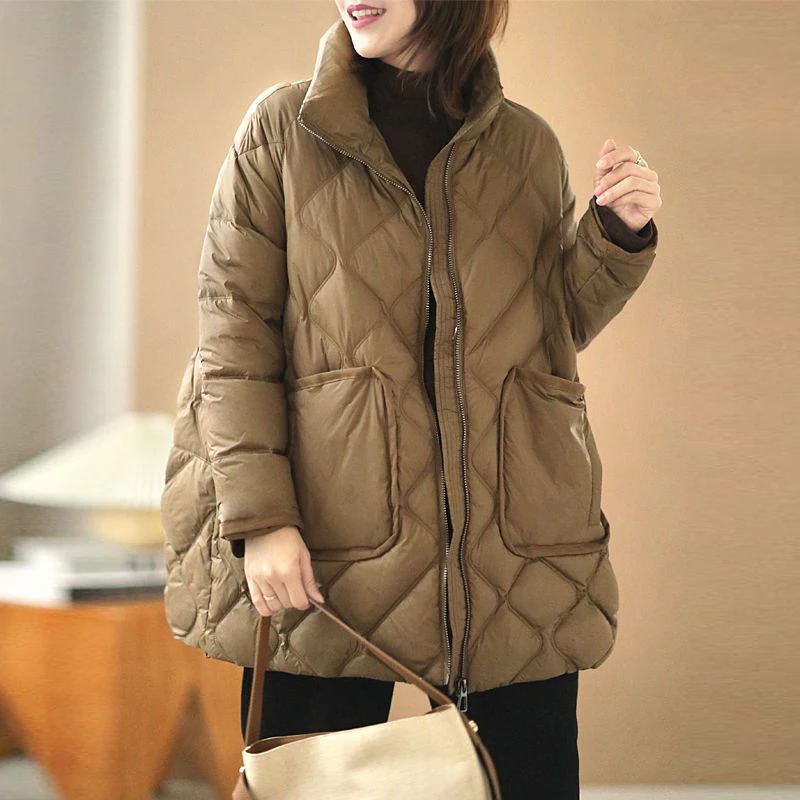

2023 Stand Collar Diamond Plaid Down Jacket Winter Women's Loose Casual Zipper Down Jacket Thicken Warm Simple Style Down Coat