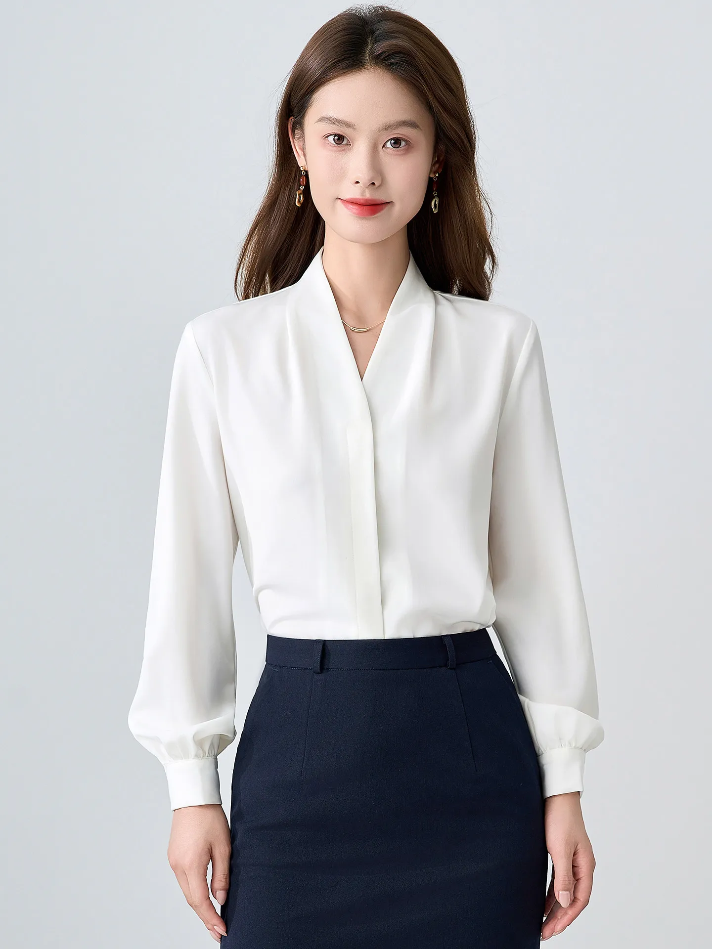 

White V-Neck Long Sleeve Shirt Women's Business Casual Basic Layering Top Polyester Fiber 2026 New Style Elegant Work Uniform