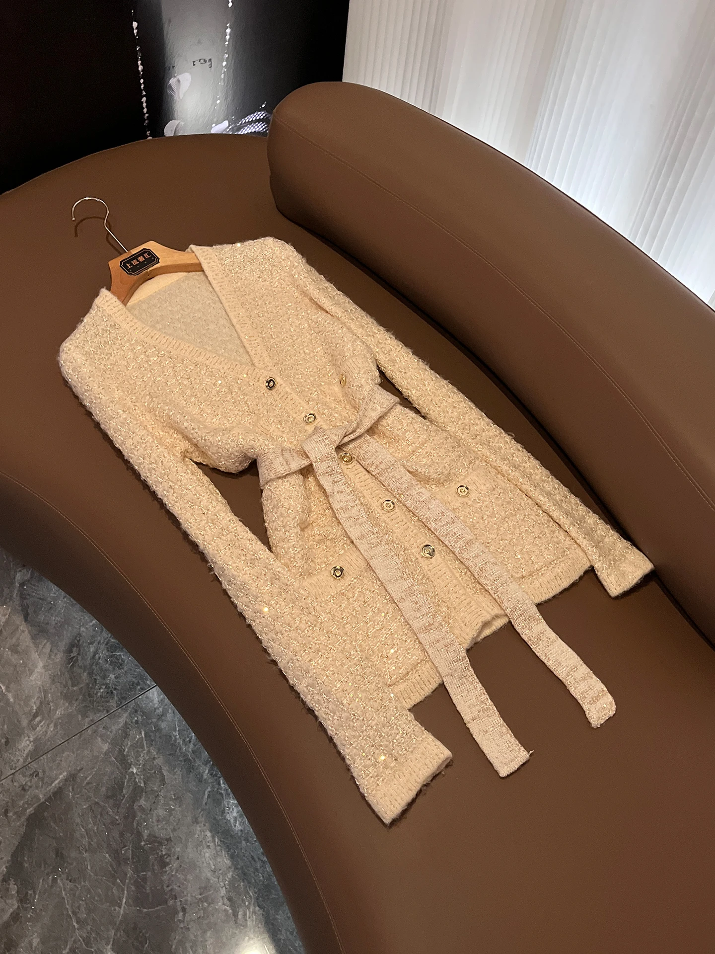 

Ele V-ne Knitted Open Cardigan Regular Sle Commute Wind with Belt High End Feeling Women's Sweater Coat D22525
