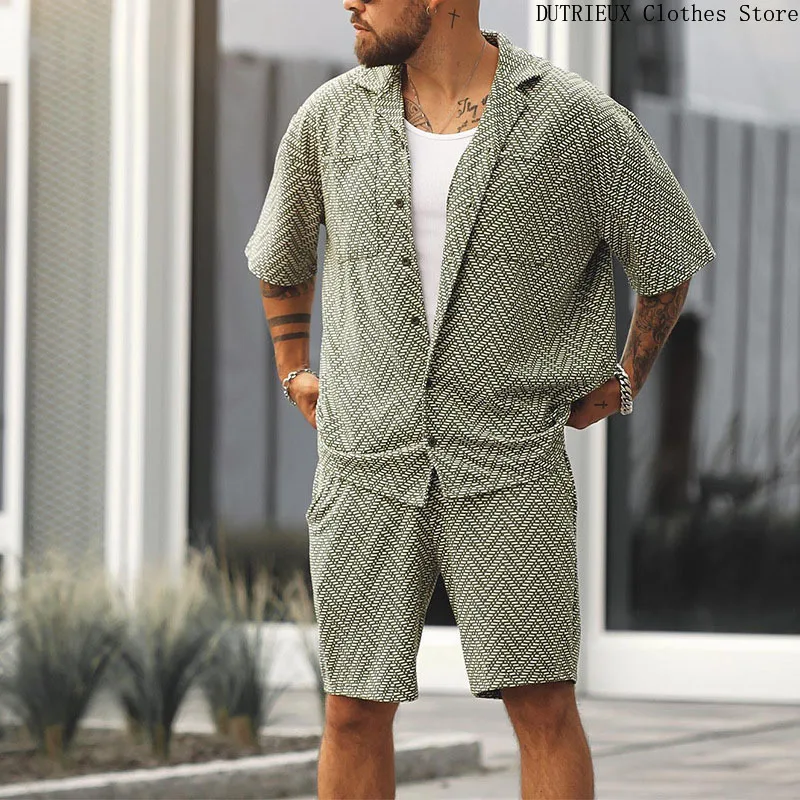 

【 Spring/Summer 2025 New 】 Men's short-sleeved and shorts sportswear set, street casual retro style suit, trendy two-piece set
