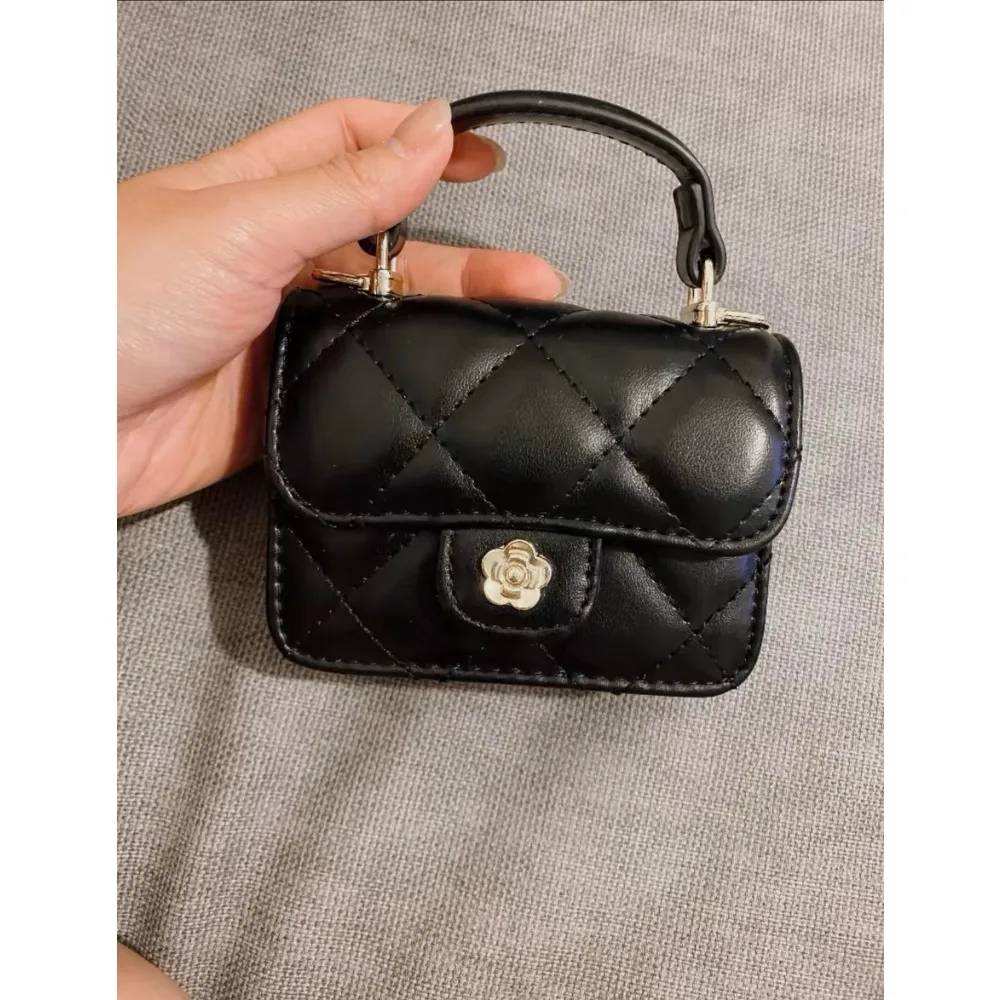 

New Fashion Xiaoxiangfeng Mini Small Bag Premium Portable Small Square Bag Women's Niche Rhombus Chain Versatile Crossbody