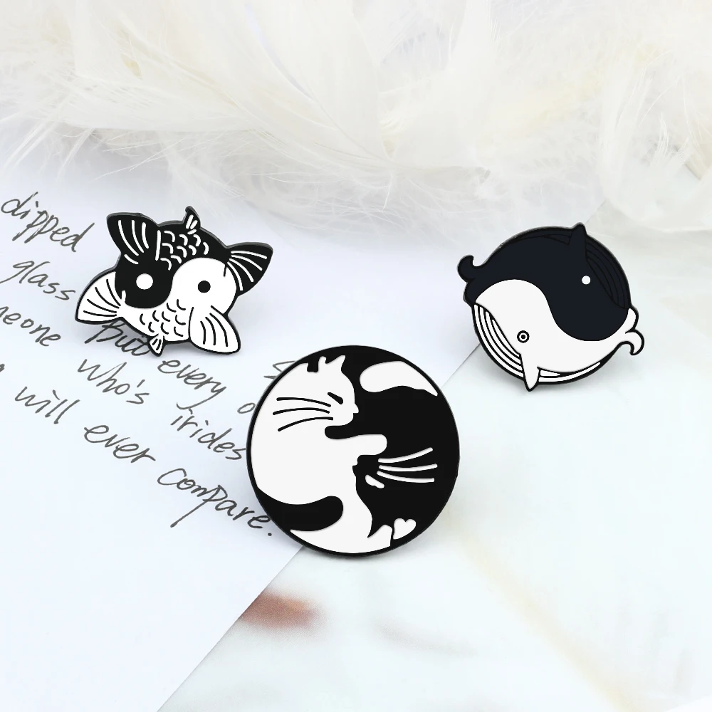 Black White Tai Chi Cat Hugging Brooch Enamel Yin Yang Koi Fishs Whale Combination Round Badge Clothes Lapel Pin Cartoon Jewelry