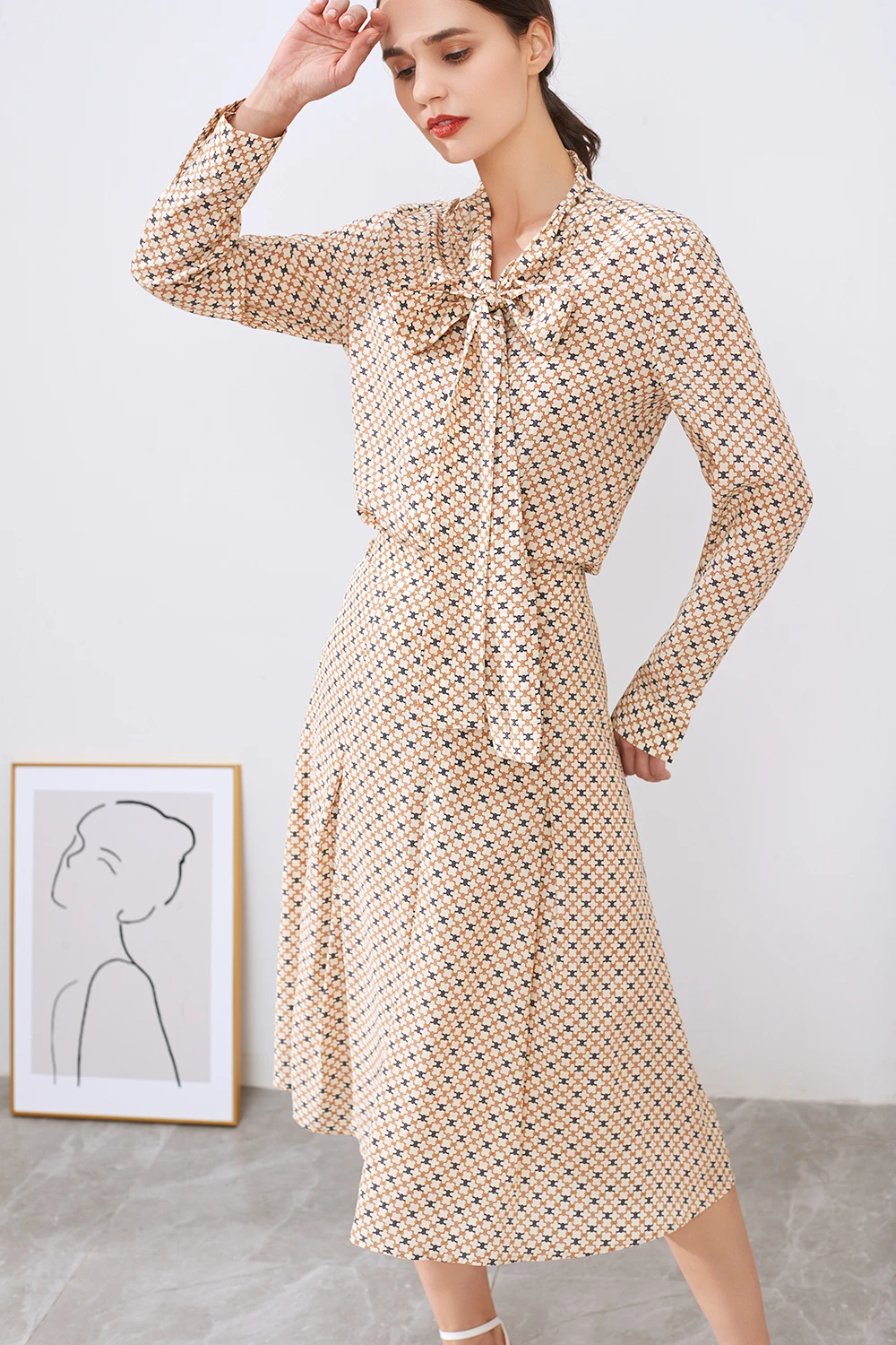 Rocwickline New Summer & Autumn Women's Shirt Mulberry Silk Celebrities Accessible Luxury Formal V-Neck Easy matching Slim Shirt