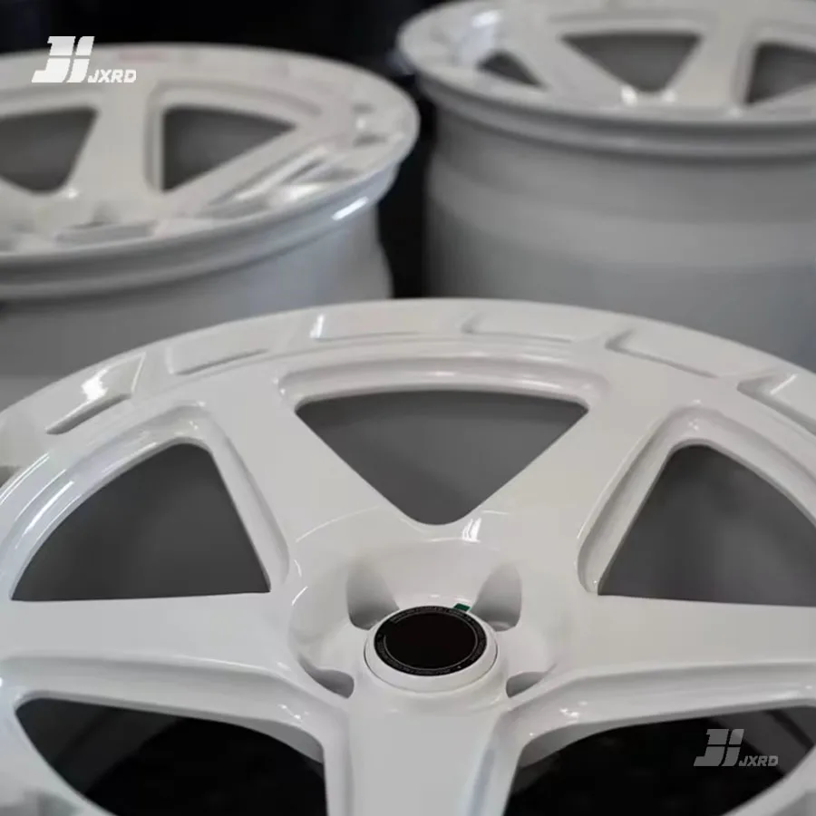 

Custom Forged Alloy Racing Wheels 18-22 Inch Deep Disc Wheels, Suitable for BMW, Nissan GTR C8 5x114.3 5x130 40mm 25mm