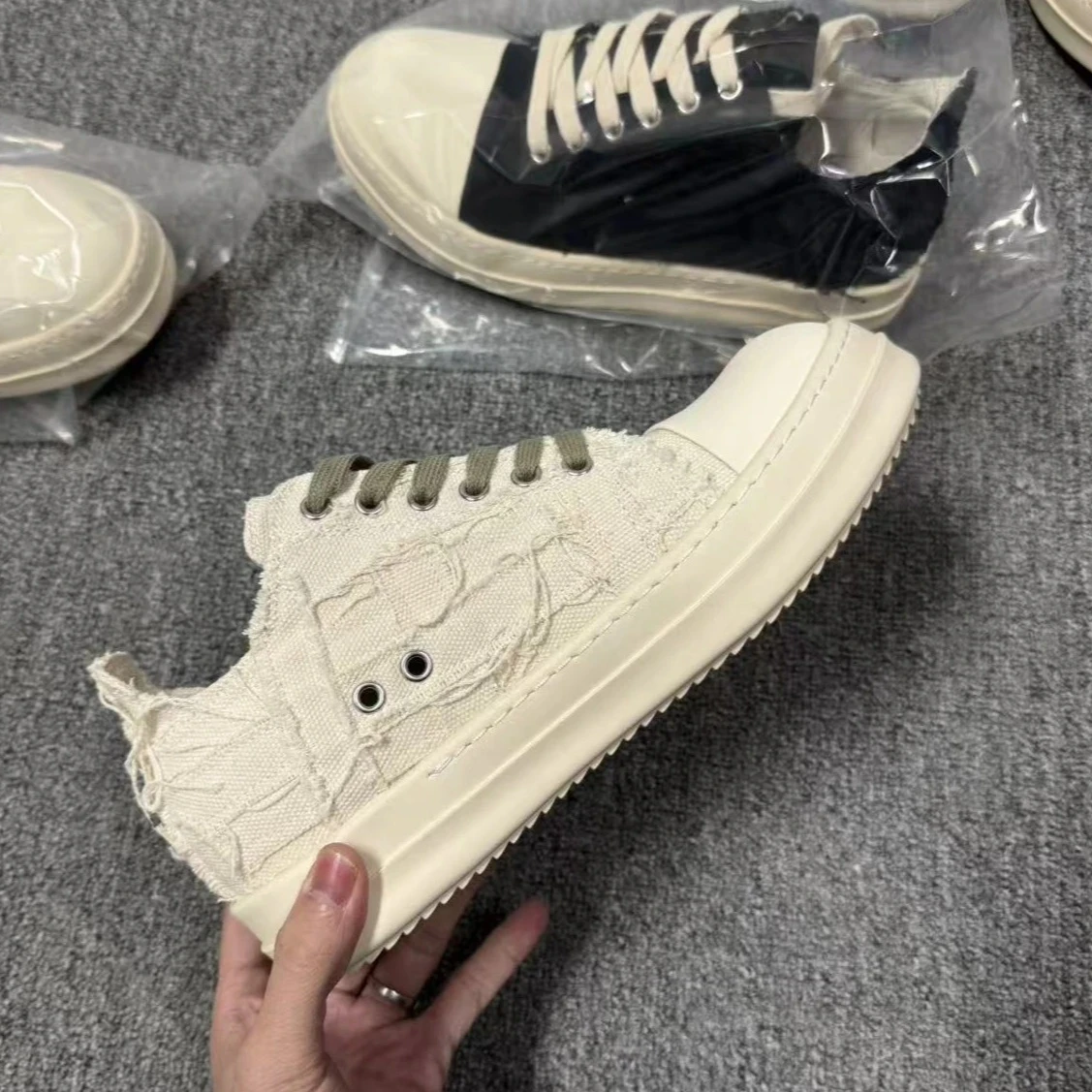 Neue Herren- und Damen-Sneaker mit Rissen im Canvas-Stil, Coole Flache Skate-Schuhe, Trendige Chunky Sneaker für Junge Leute