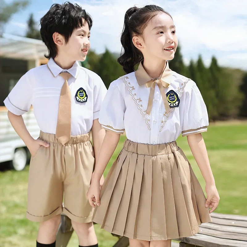 

Kindergarten uniforms British style summer graduation photos class uniforms 61 chorus performance primary school uniforms