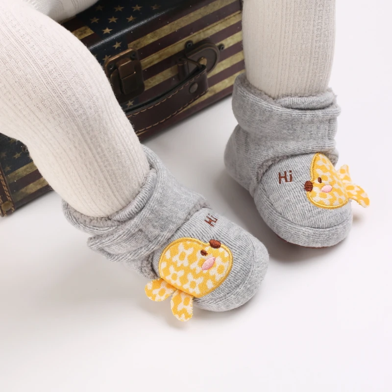 Newborn Winter Cotton Shoes Little Bear Little Fish Cotton Non Slip Cloth Sole Shoes Baby Shoes Walking Shoes Velcro Shoes