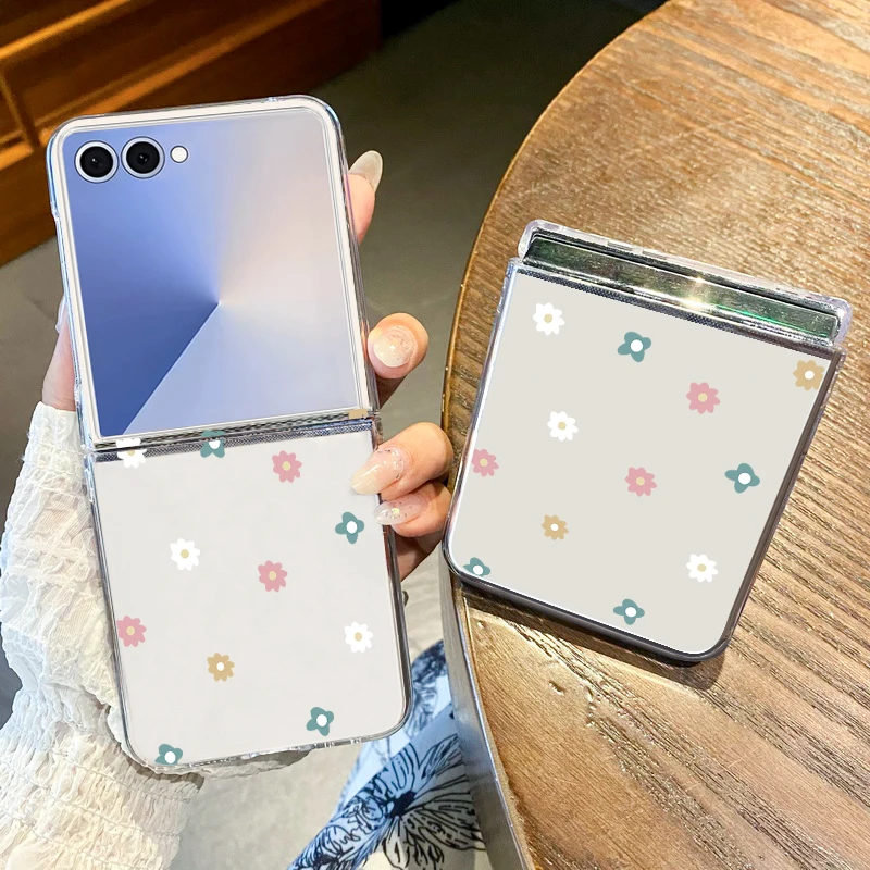 

Cute Flowers Love Heart Phone Case For Samsung Galaxy Z Flip 7 6 5 4 3 For Samsung Flip7 Flip6 Shockproof Hard Transparent Cover