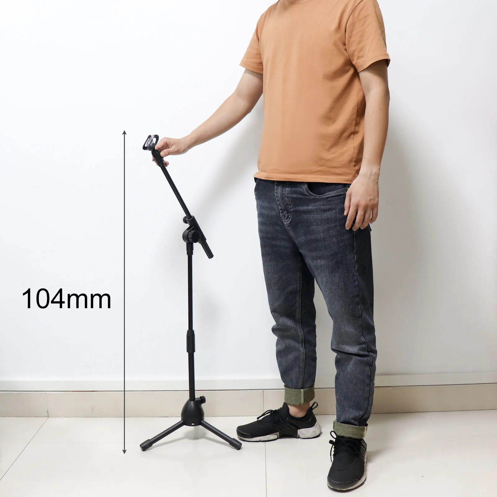 Floor Microphone Tripod Stand Holder Swing Arm Retractable Metal Mic Stand Tripod Stage Performance Live Microphone Bracket