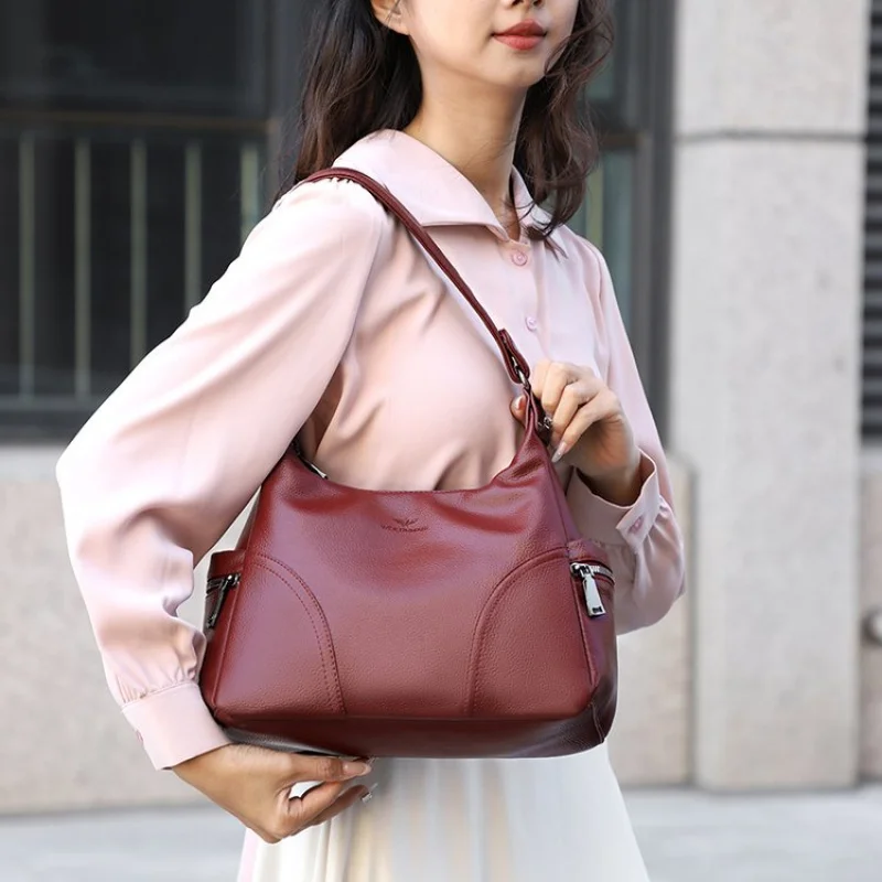 

Elegant Leather Handbag For Ladies Tote Bag Crossbody Function By Famous Designer Brand Classic Design